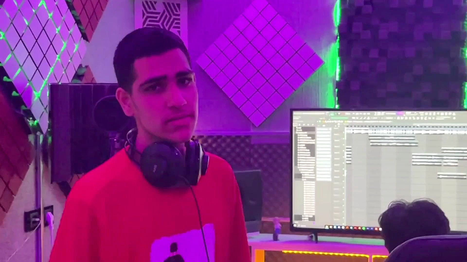 این نبود حق من