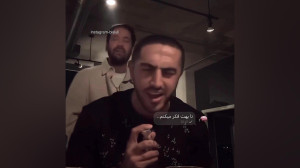 اهنگ زیر بارون گمم