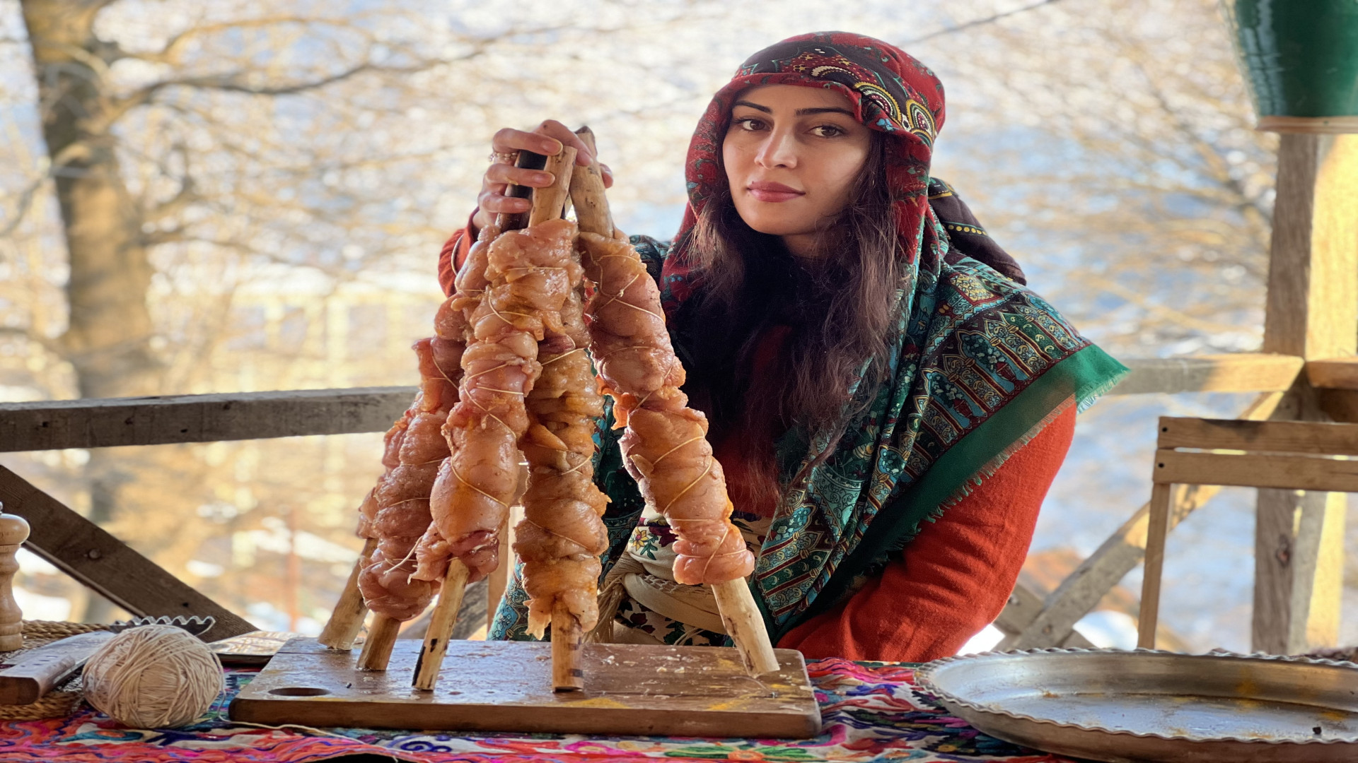 پخت کباب رول با سینه ی مرغ در...