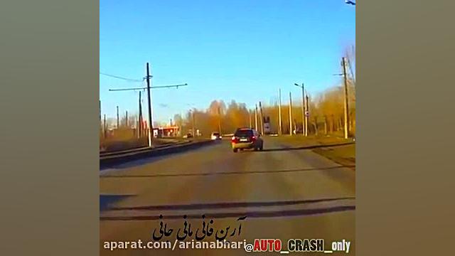 تصادف هولناک خودرو با عابر
