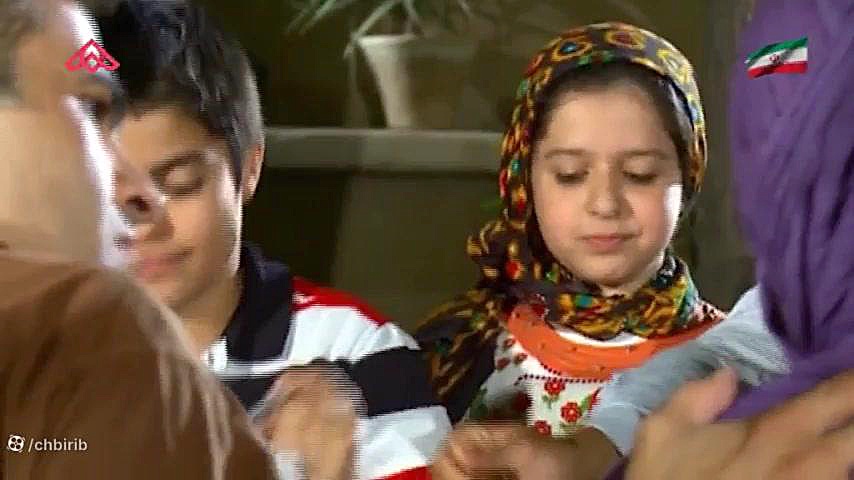 موزیک ویدئو همزبانی