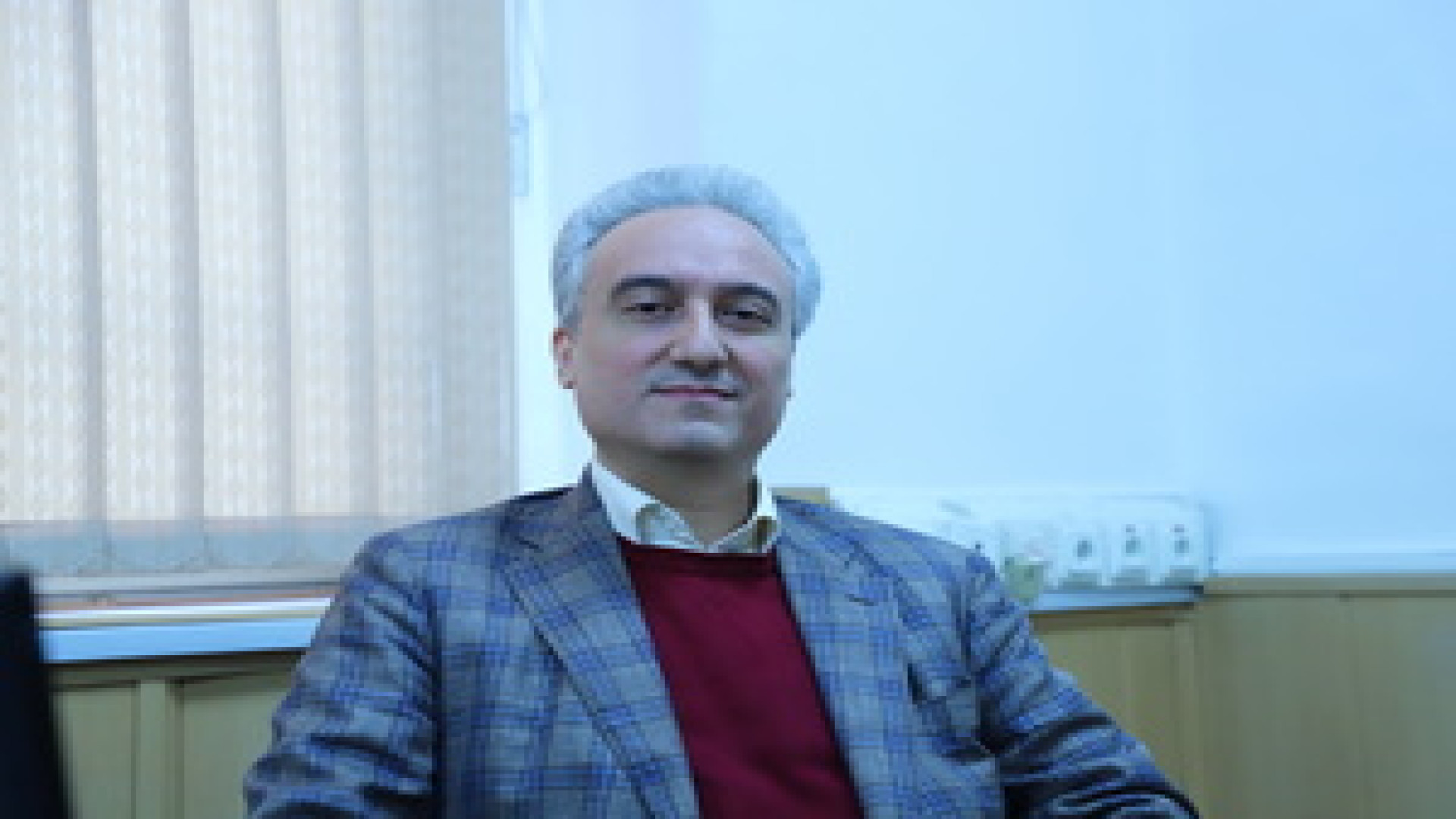 طراحی و ساخت نمونه آزمایشگاهی...