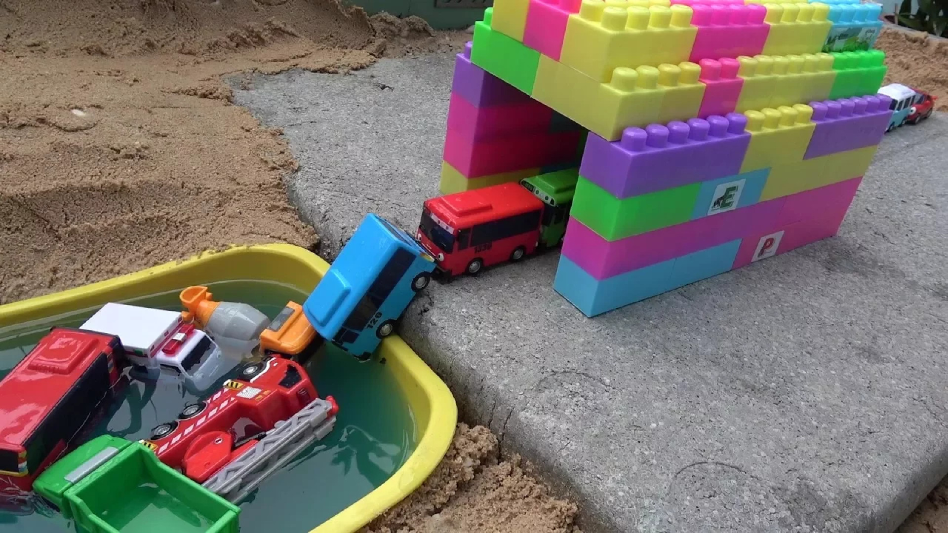 ماشین بازی  تونل ساخت اتوبوس ک...