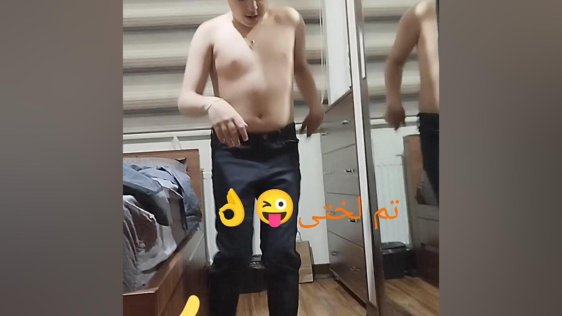 تم های لباسی آرشان