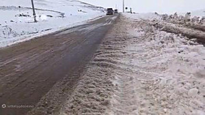 ارتفاع برف در گردنۀ الماس خلخا...