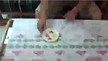 خلاقیت: رنگ کردن آب