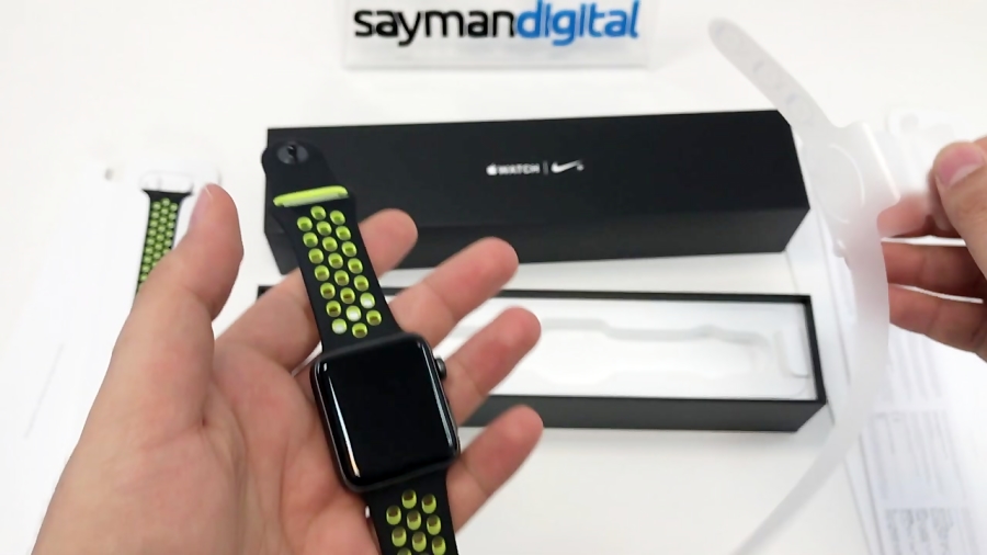 آنباکس Apple Watch Series 2 Ni...