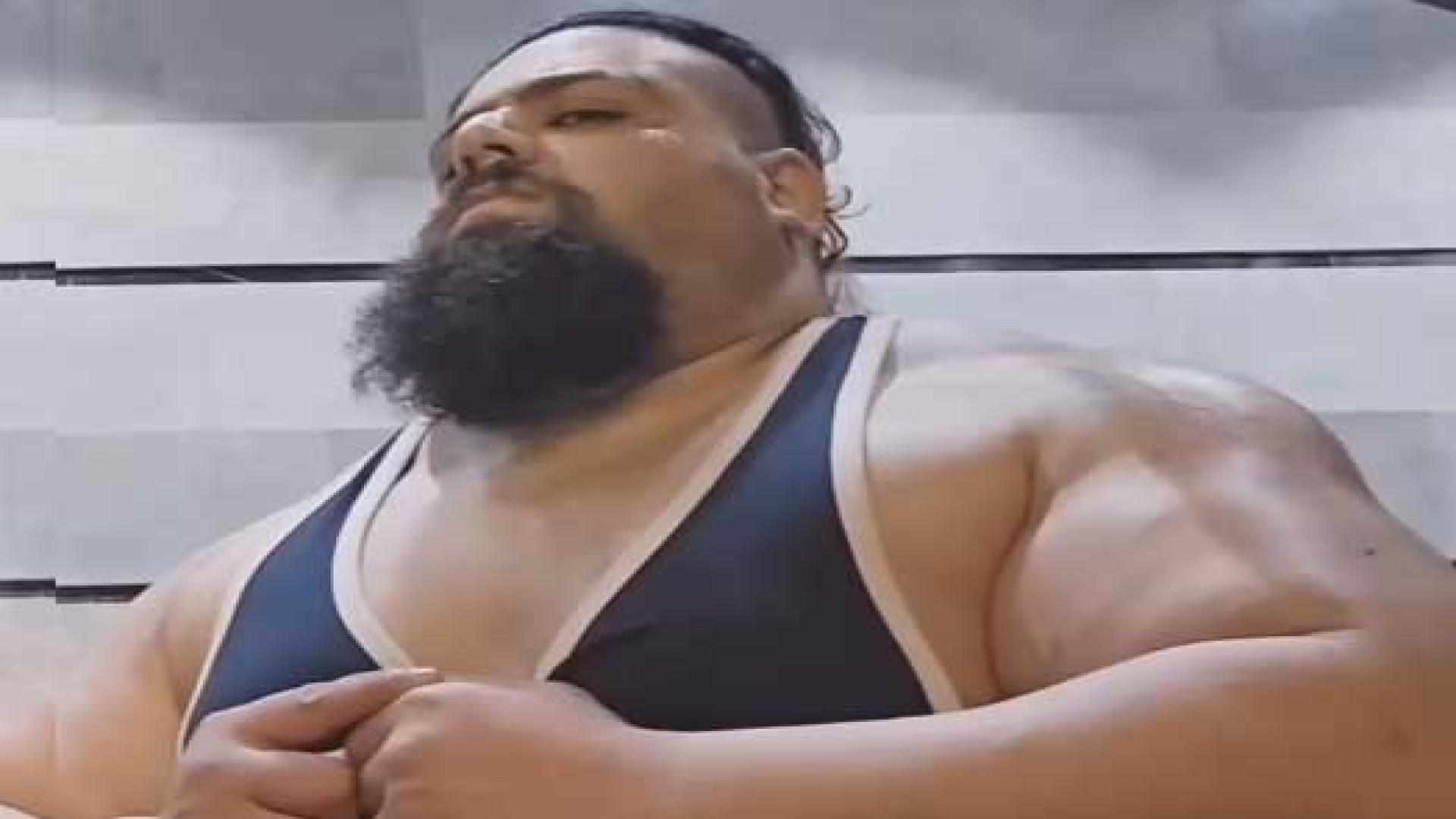 هالک ایرانی با همان ژست و اداه...