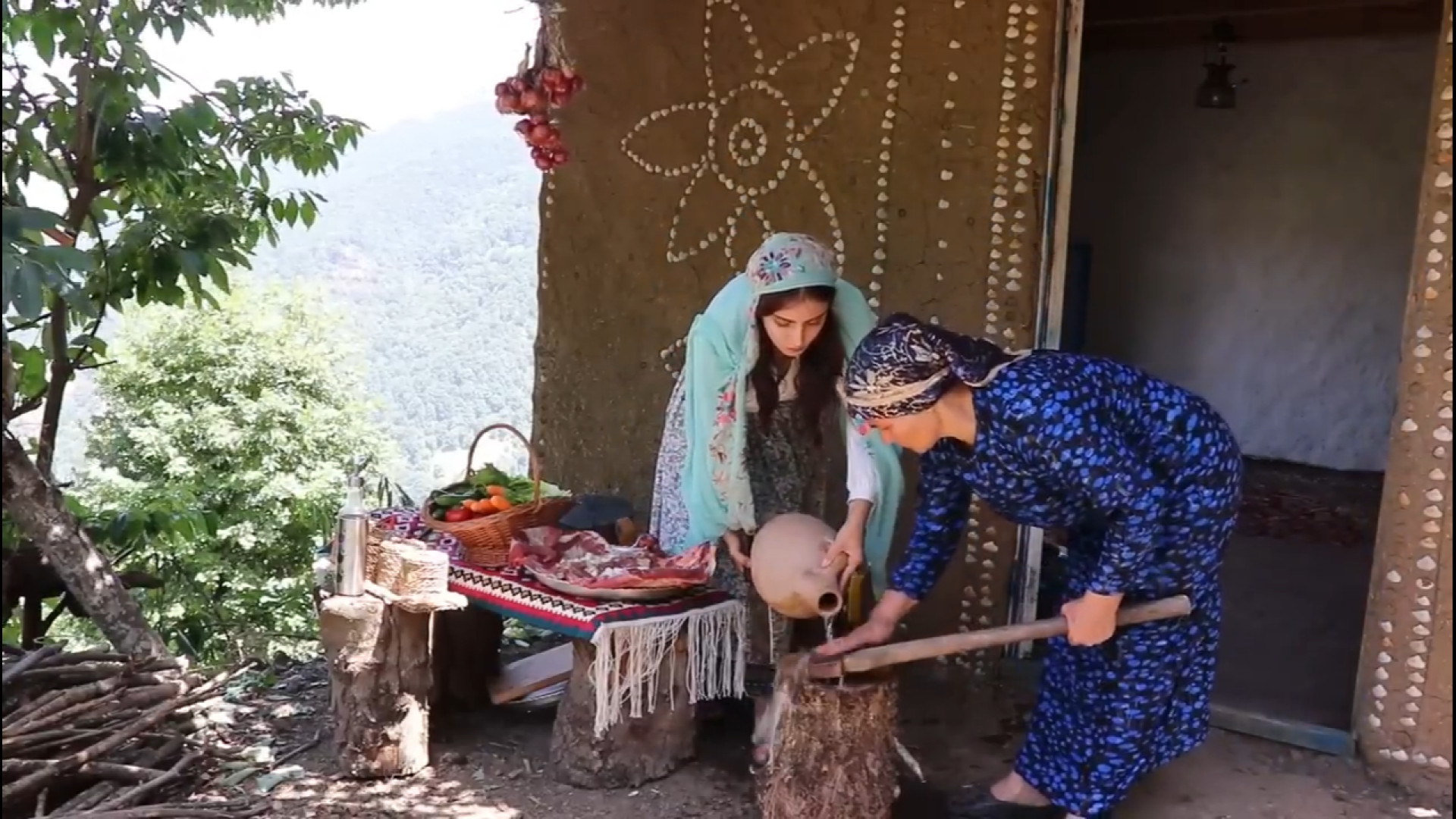 طرز تهیه خورشت گوشت قرمز با دن...