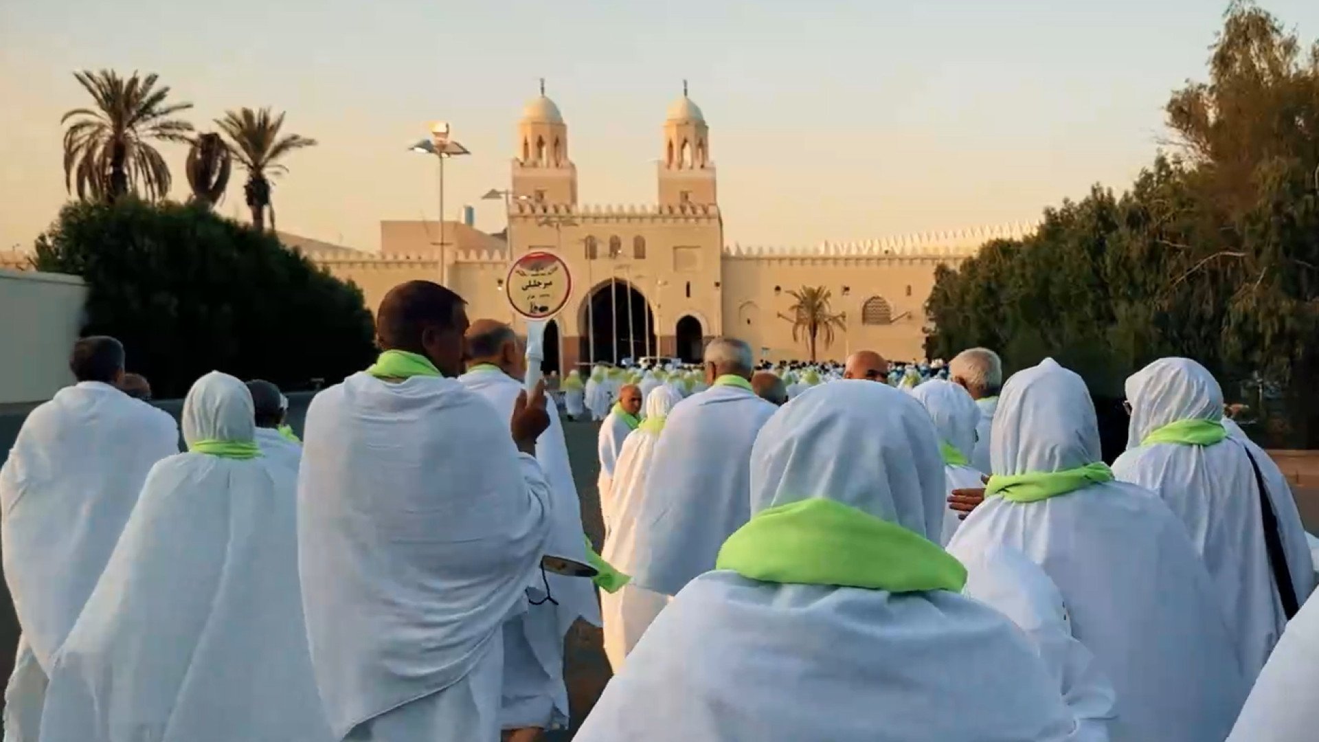 مسجد شجره، آغاز مسیرِ بریدن از...