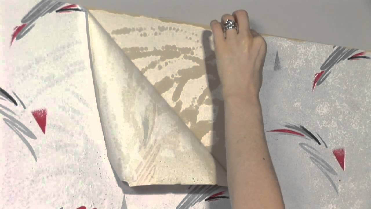 How to Remove Wallpaper From Plaster