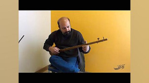 آرش احمدی نسب  مدرس تار، سه تا...