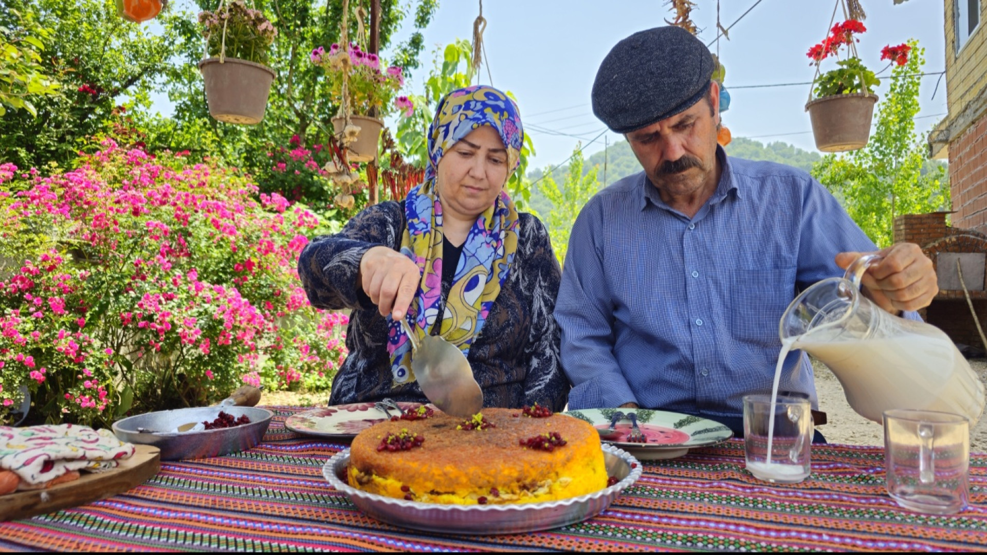 ته چین مرغ و بادمجان روستایی...