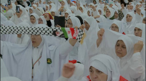 مراسم برائت از مشرکین توسط زائ...