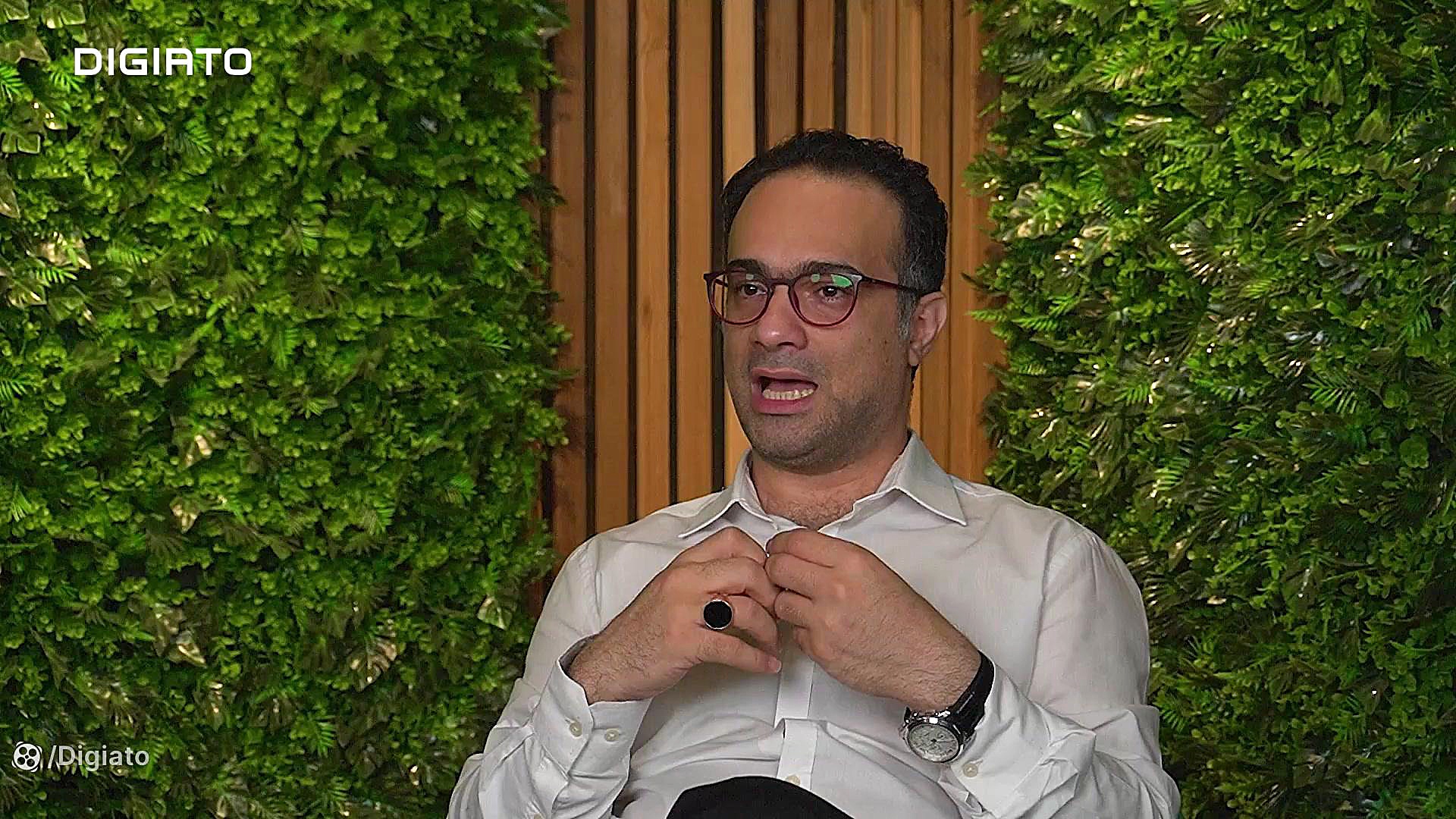 مصاحبه دیجیاتو با معاون تجاری...