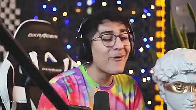 سعی کن نخندید با تعوس