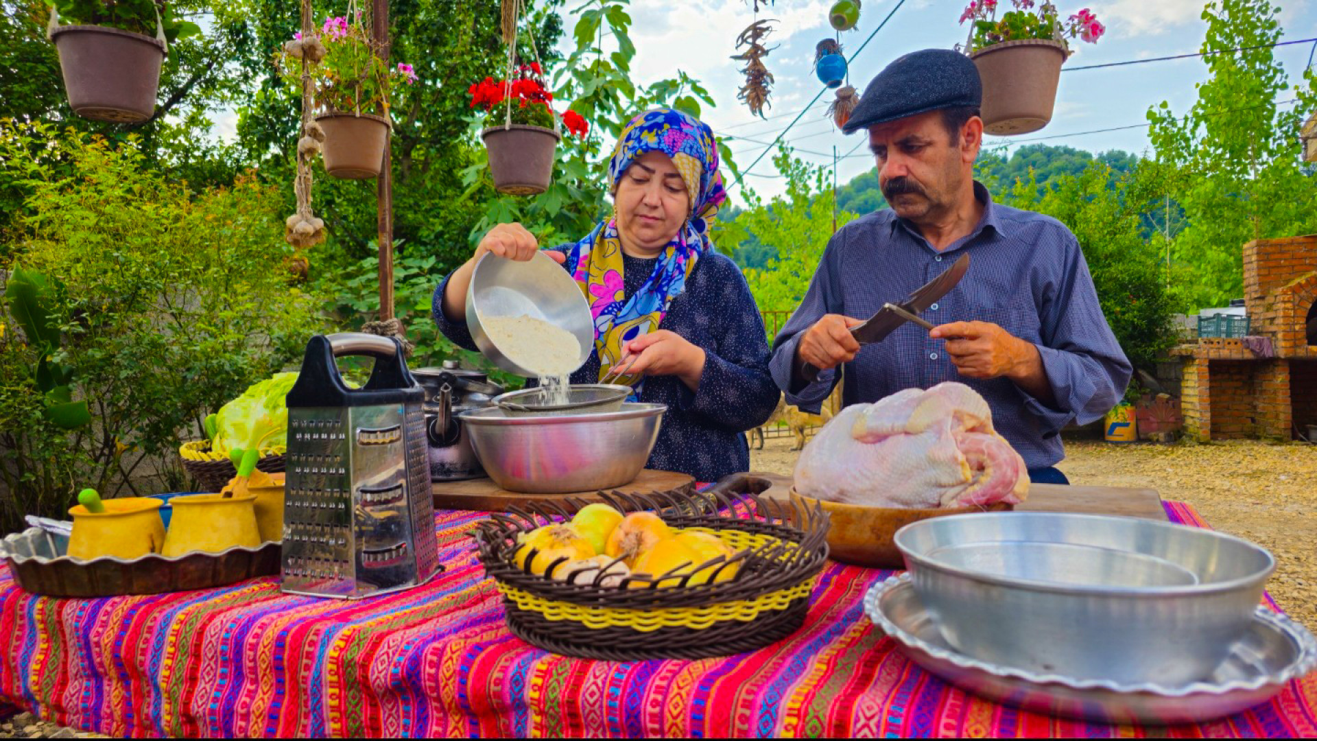 کباب مرغ دور پیچ به سبک محلی...