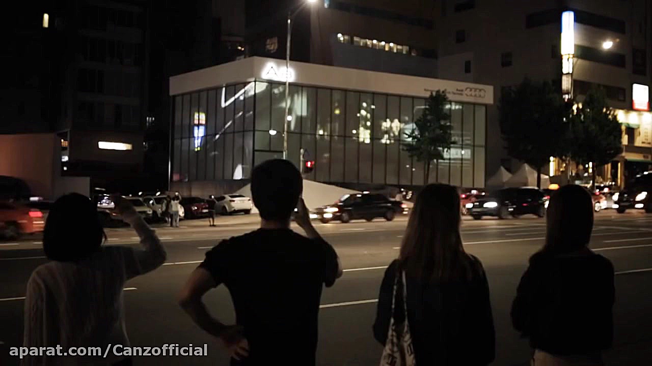 The new Audi A8 Media Facade S...