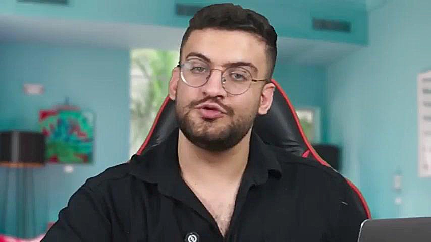 《 لامبورگینی در برابر دستگاه...