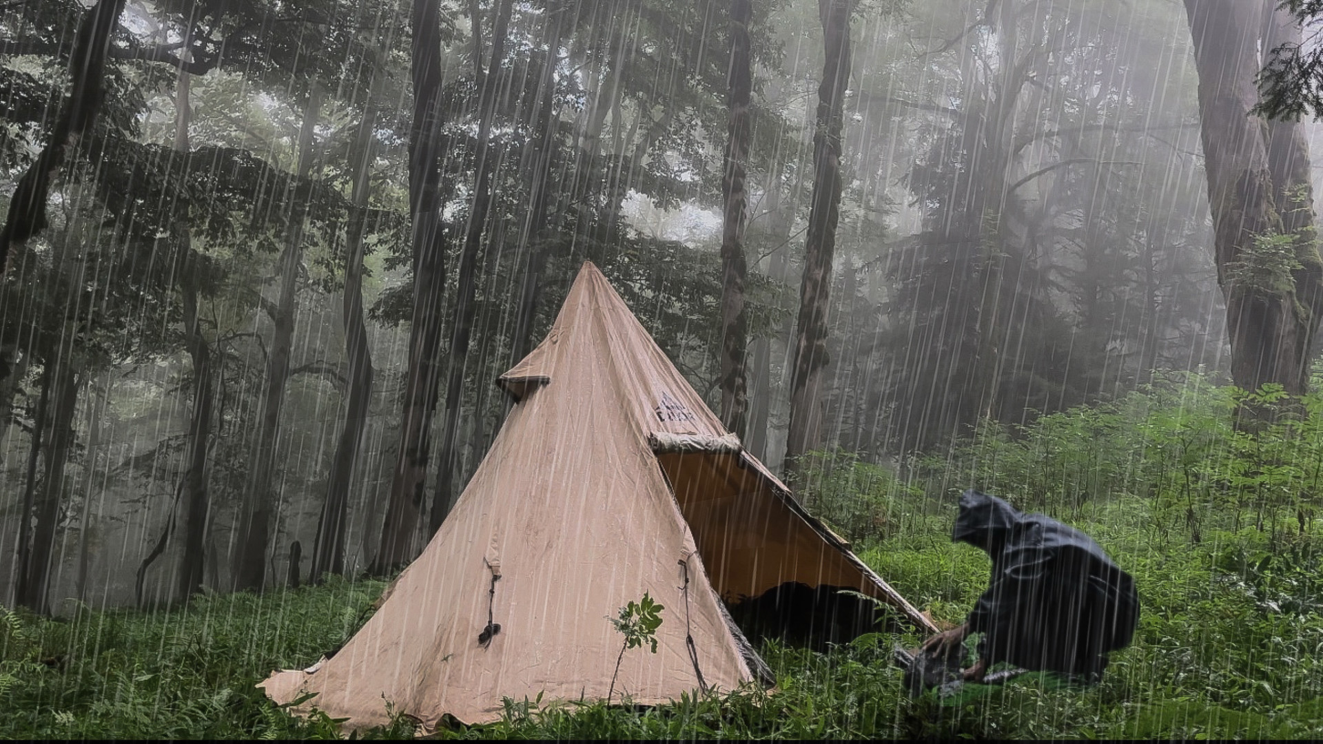 کمپینگ دلنشین در طوفان باران