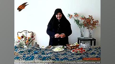 تزئین سالاد کاهو