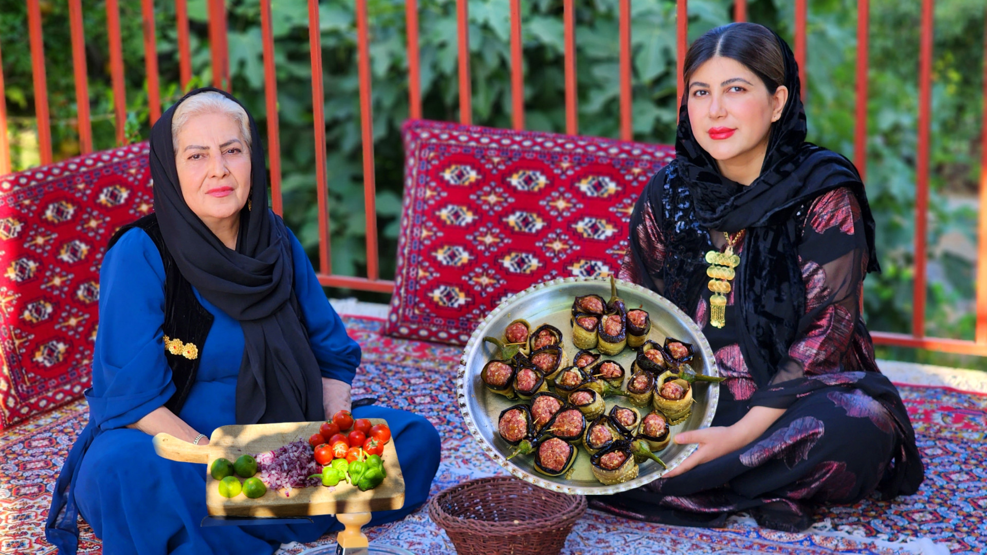 پخت غذا مجلسی خوشمزه با بادمجا...