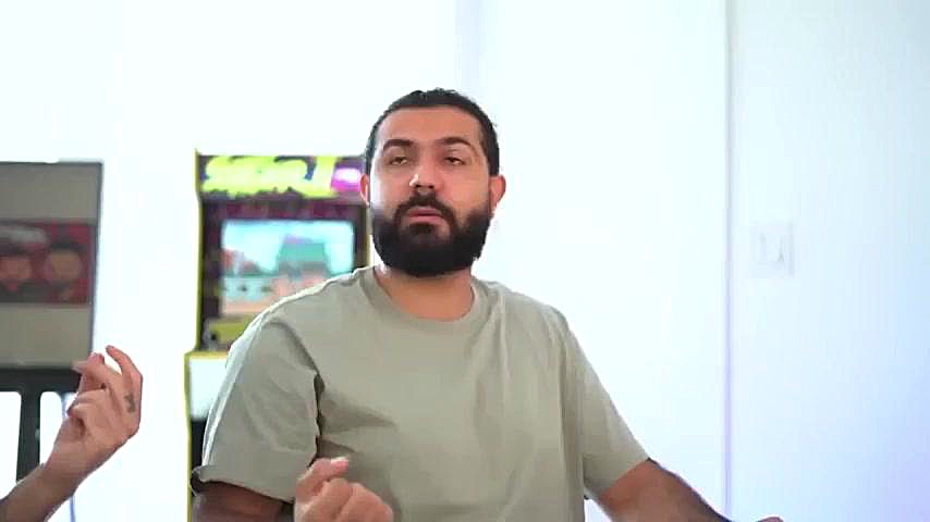 آیا هر چیزی لواشک میشه (کومان)