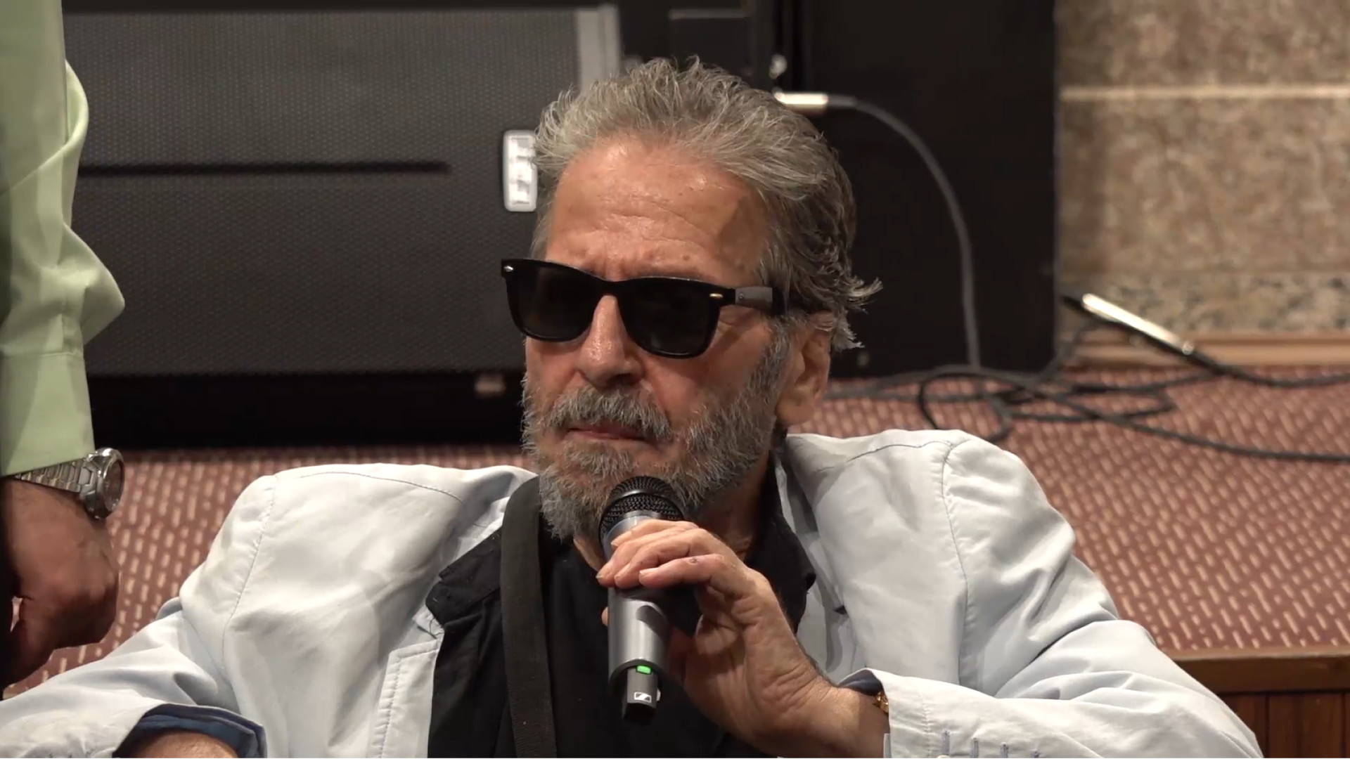 ابوالفضل پورعرب:از نیروی انتظا...