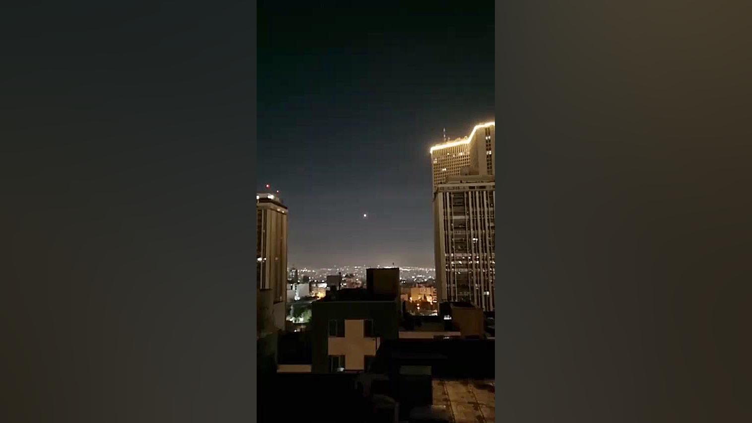 نمایی دیگر از مقابله پدافند ای...