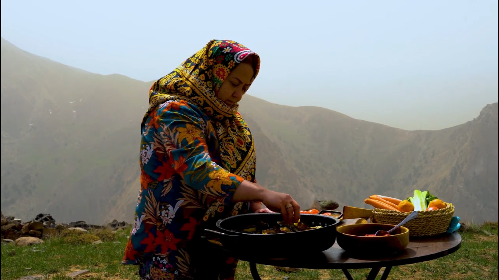 آشپزی در کوهستان  رول بادمجان...