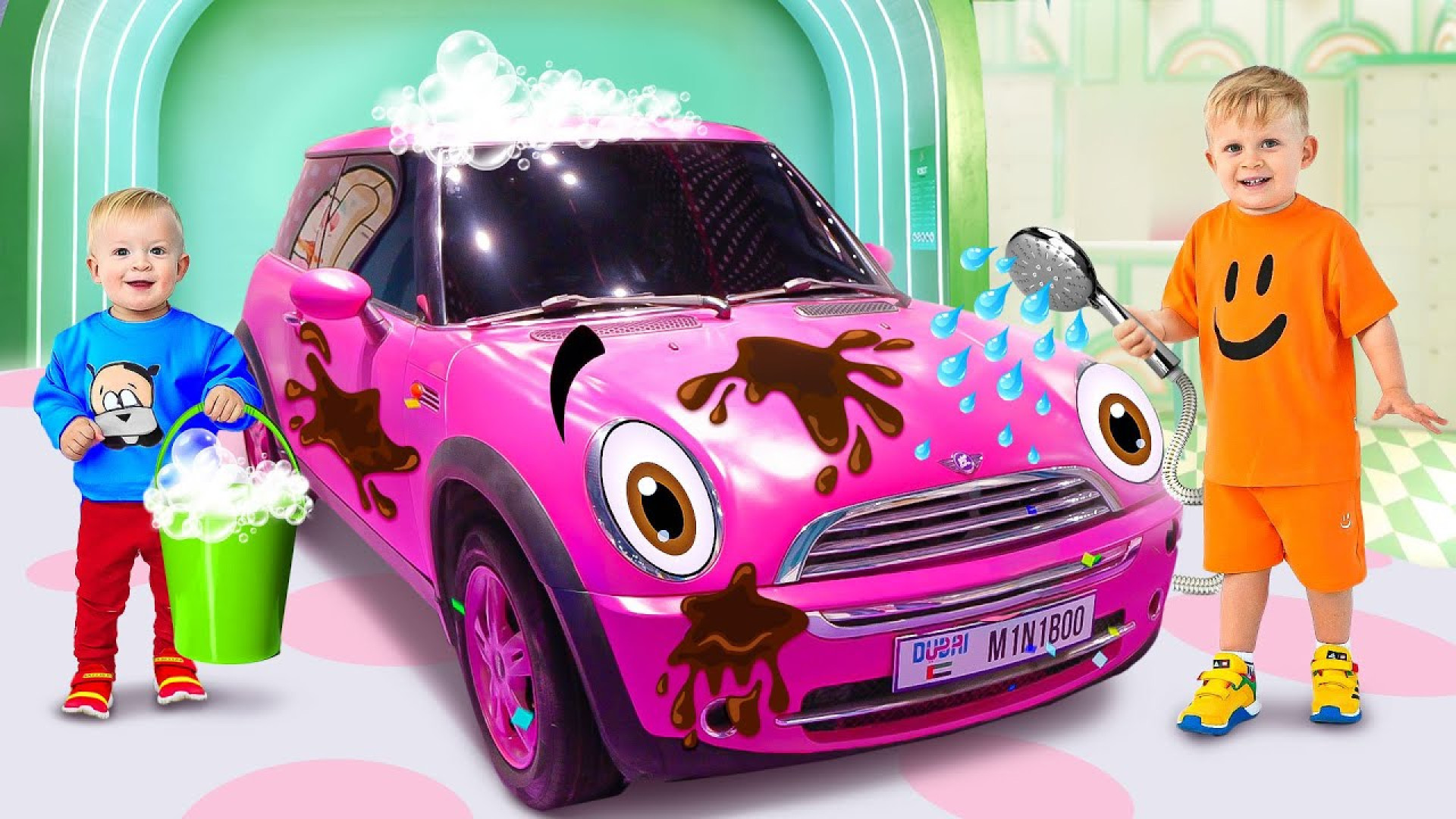 ولادو نیکی و قطار بازی برنامه...