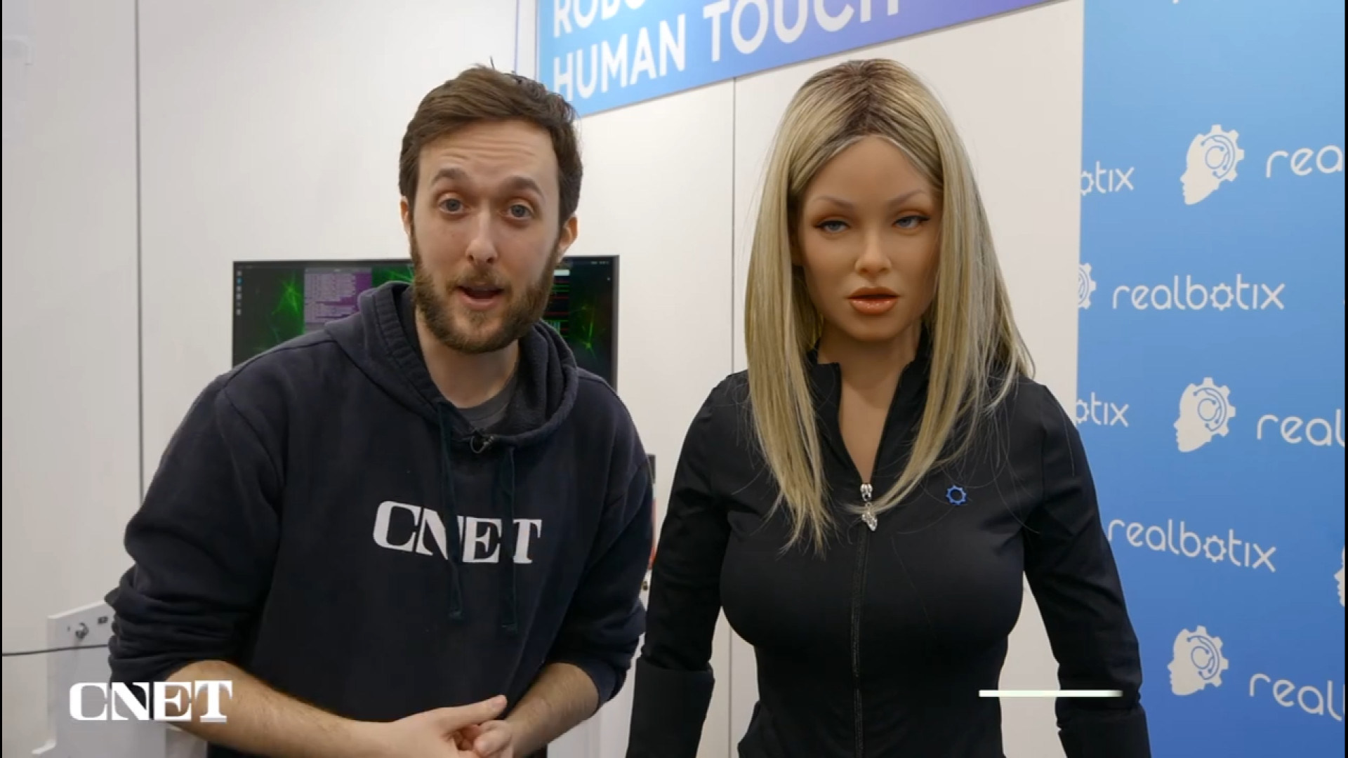 ربات پیشرفته انسان‌نما، نگاه‌ه...