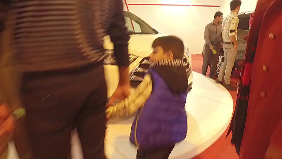 گزارش تصویری از نمایشگاه خودرو...