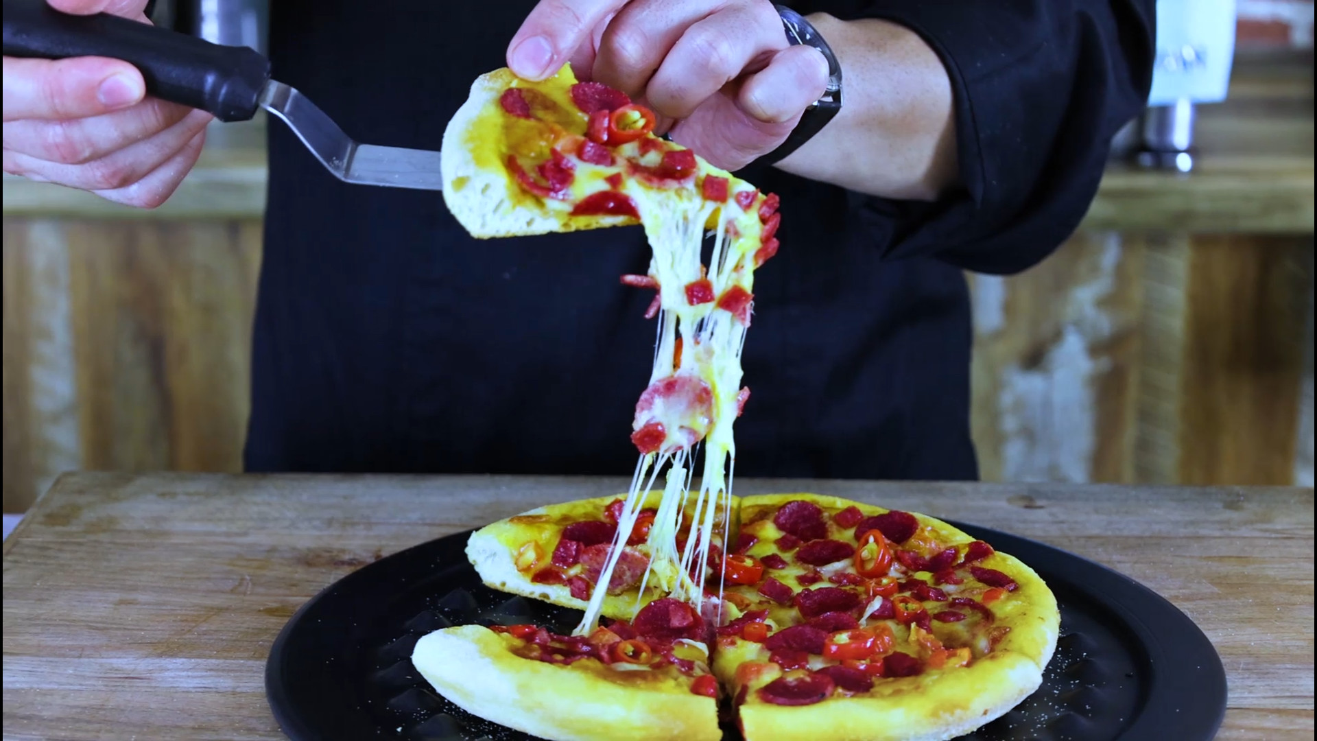 پیتزا پپرونی