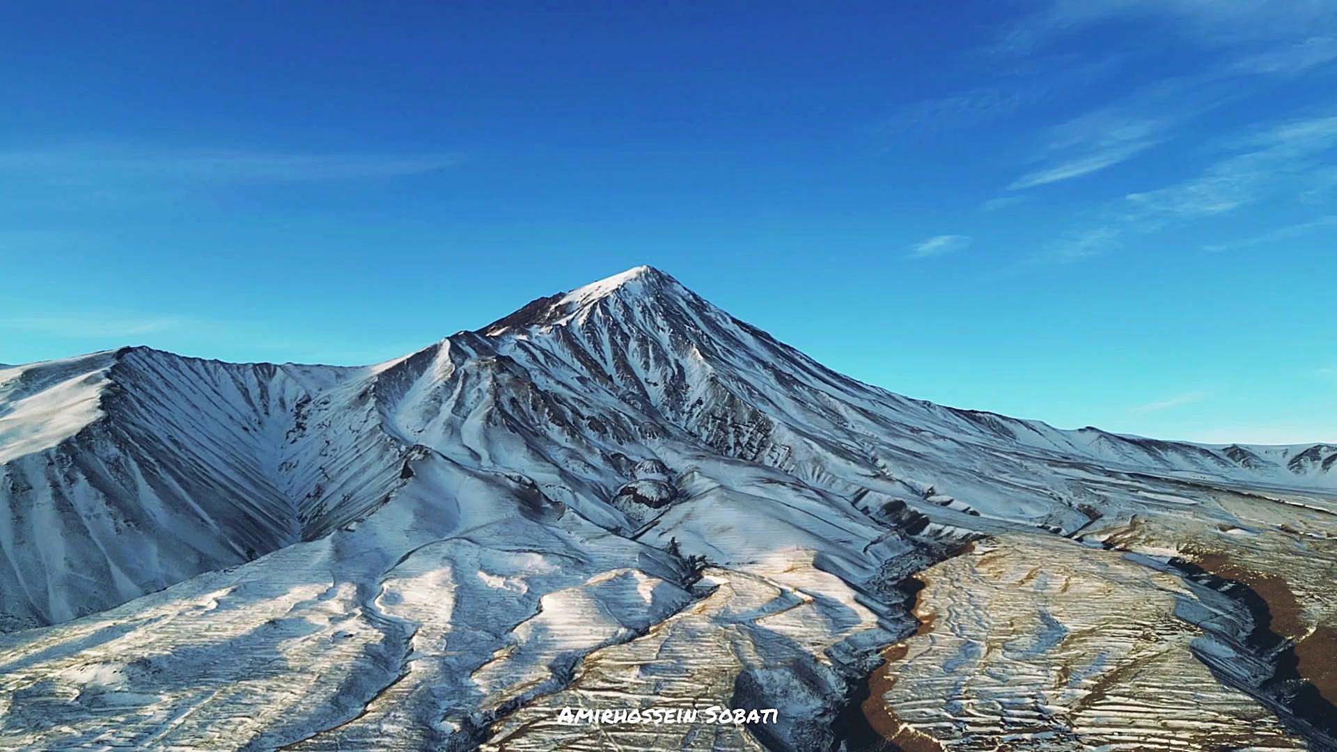 شکوه دماوند