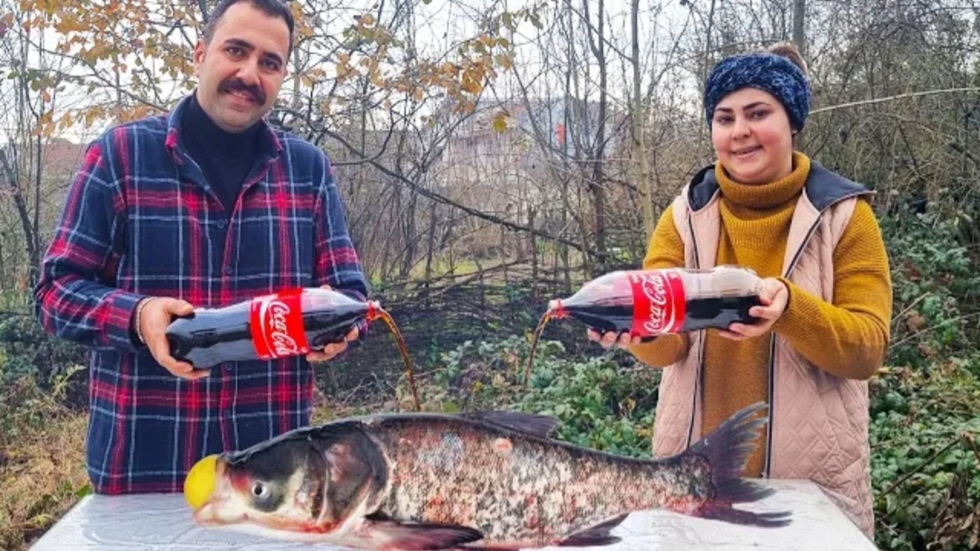 پختن ماهی در پوسته نمکی به روش...