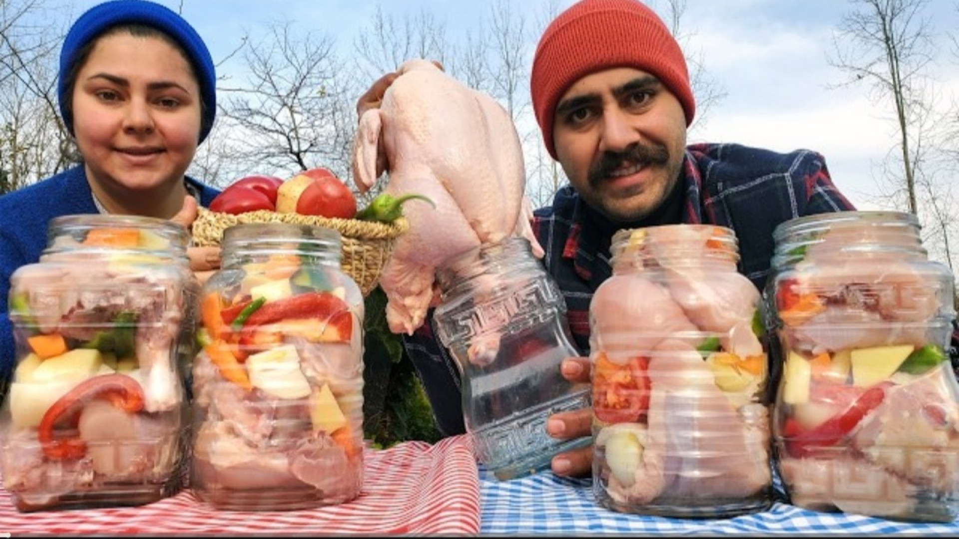 پخت مرغ لذیذ و آبدار در شیشه |...