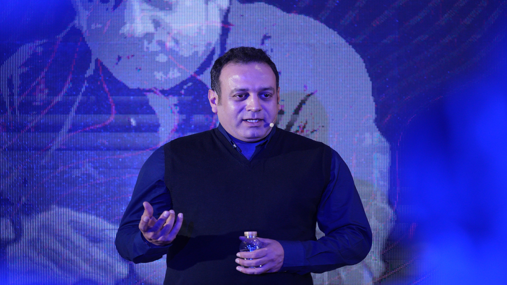 امر اصیل در تصادم رویداد و زما...