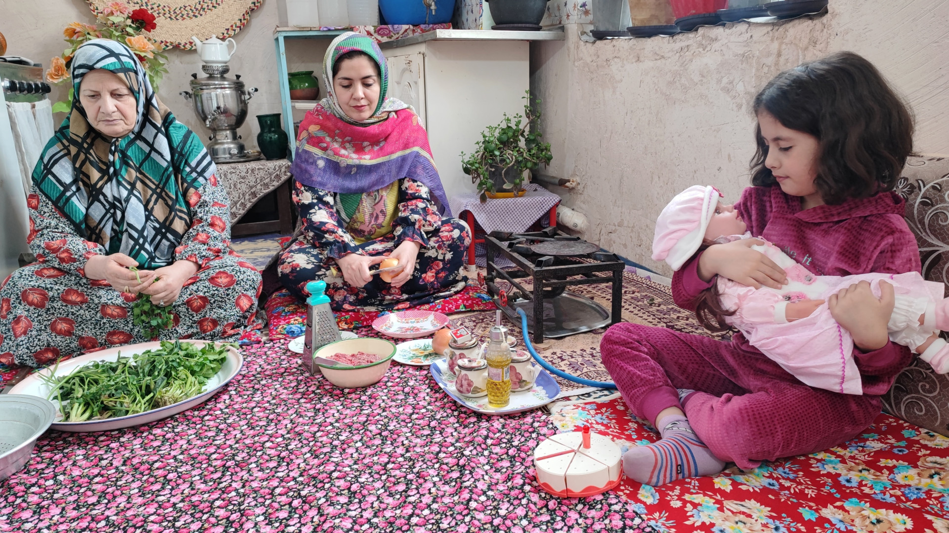 پخت نان سنتی توی روستا! طعمی ک...