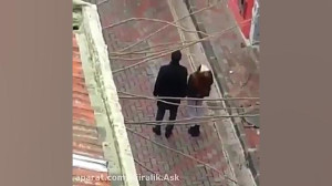 قسمتی کوتاه از پشت صحنه سریال...