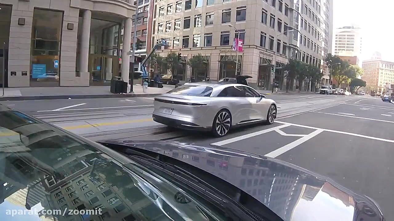 شکار لوسید ایر 2018 در خیابان...