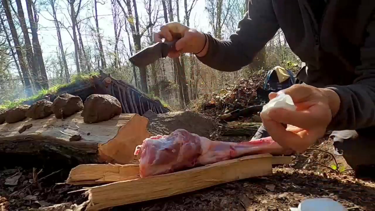 کمپینگ بوشکرفت ، ساخت کلبه چوب...