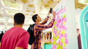 مروری بر نمایشگاه کتاب؛ روز او...