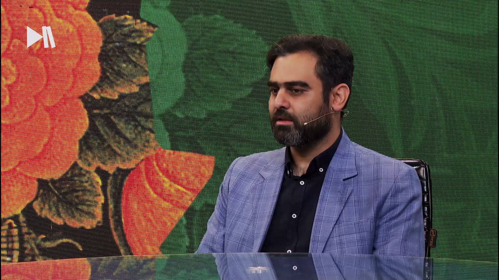 اختصاصی: با امیرحسین ثابتی درب...