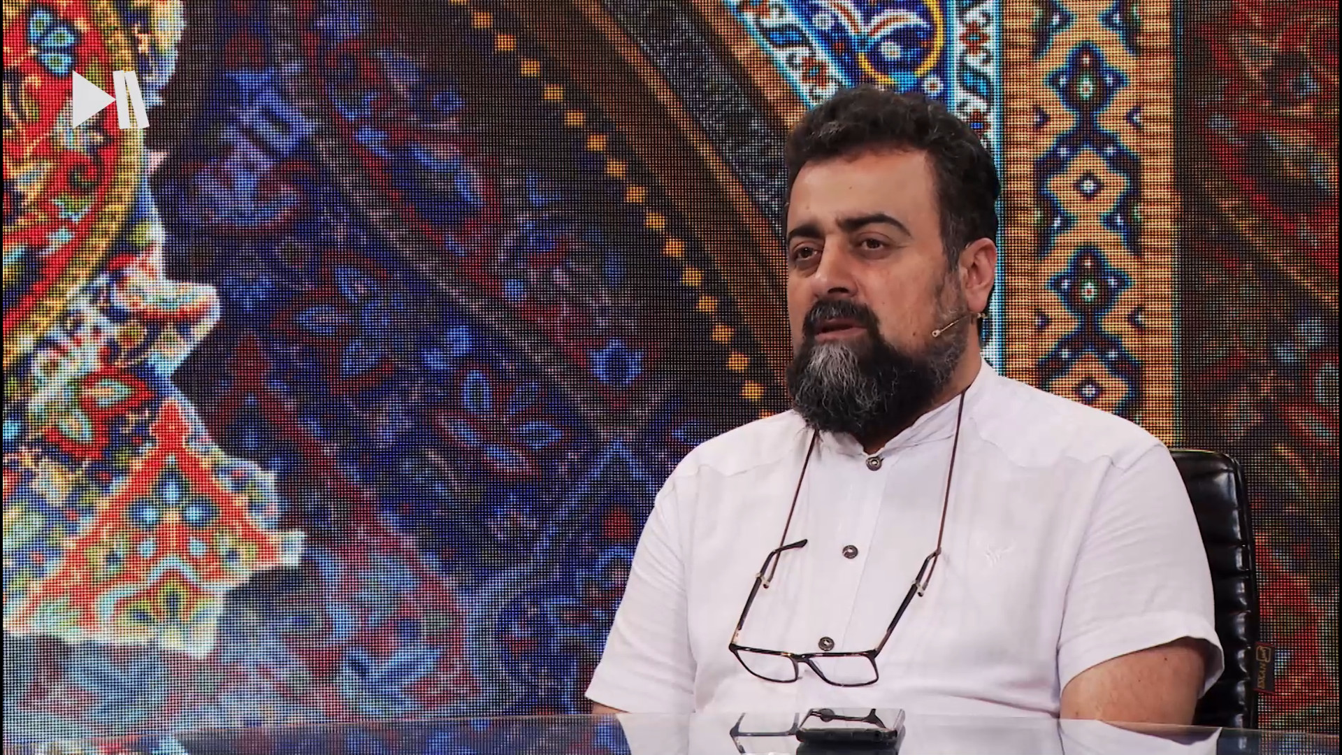 با میرشمس‌الدین فلاح هاشمی مدی...