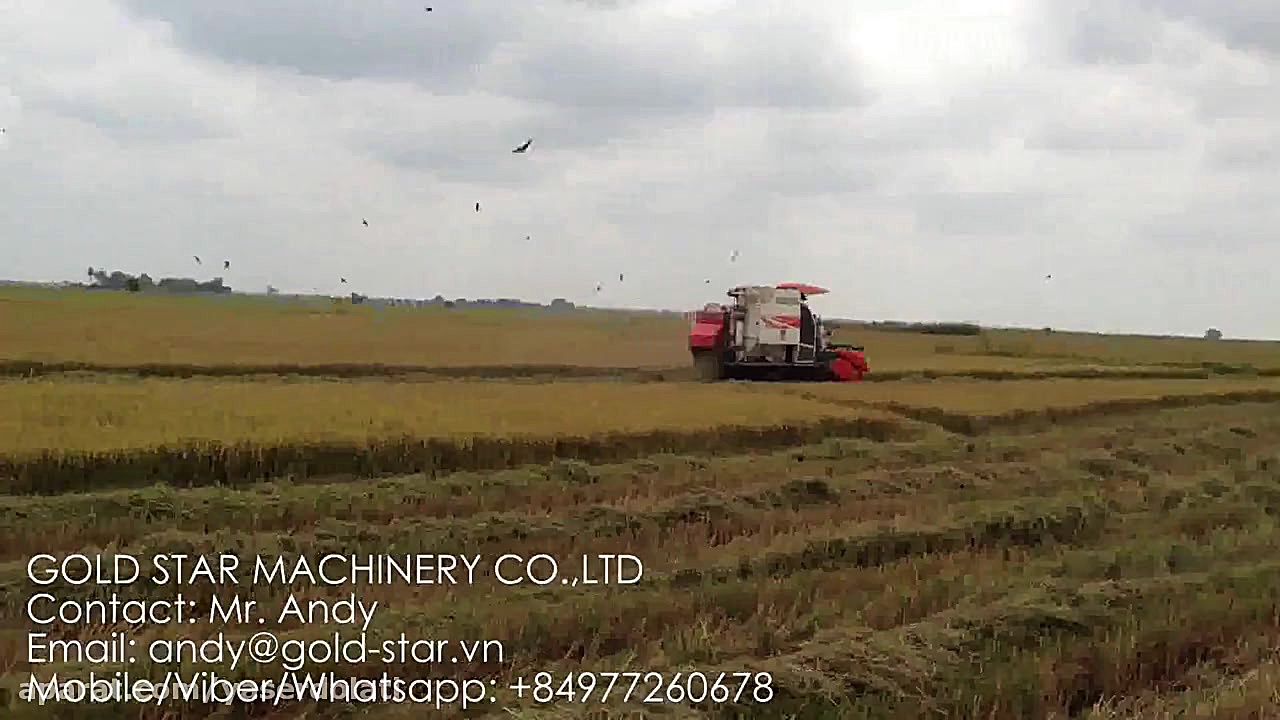 new kubota combine harvester D...