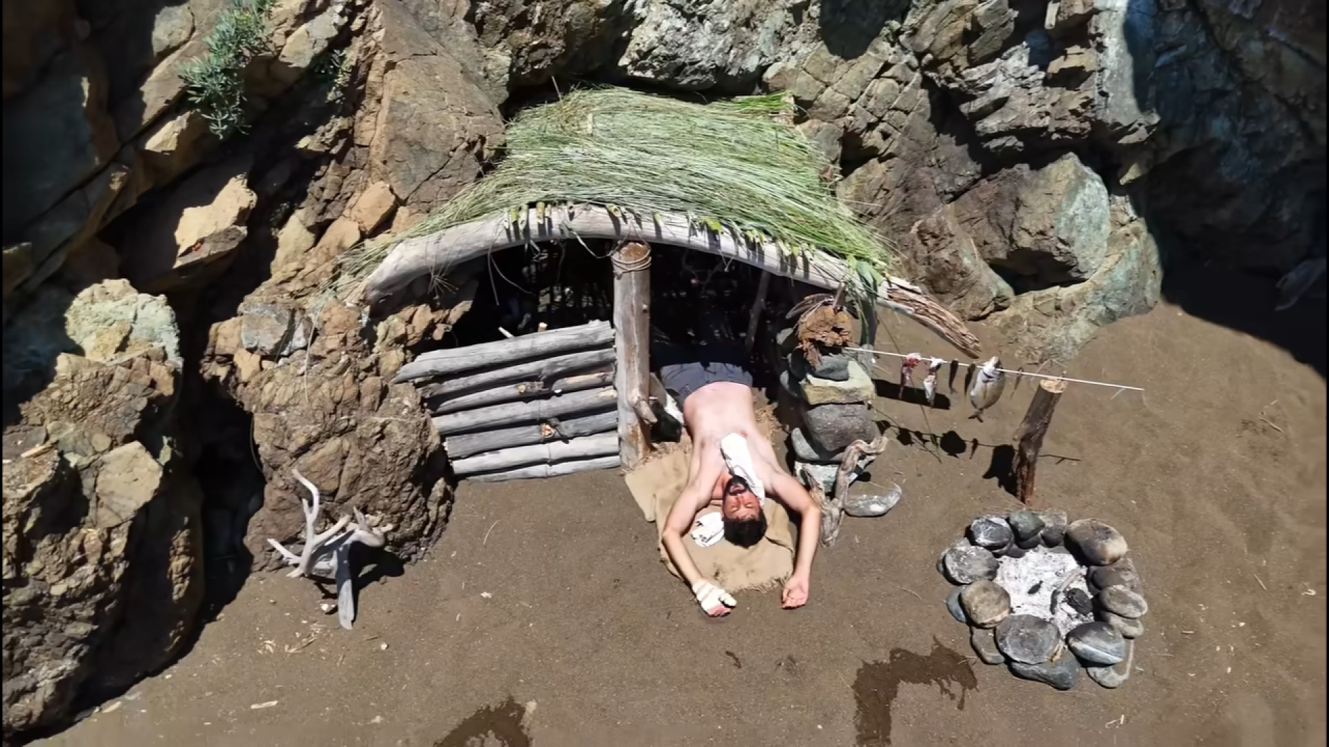 سه روز کمپینگ جزیره لاوان بدون...