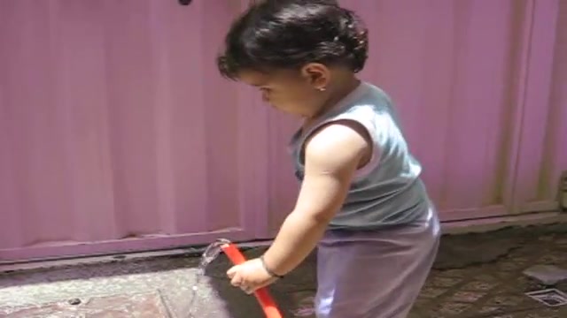 نازنین زهرا