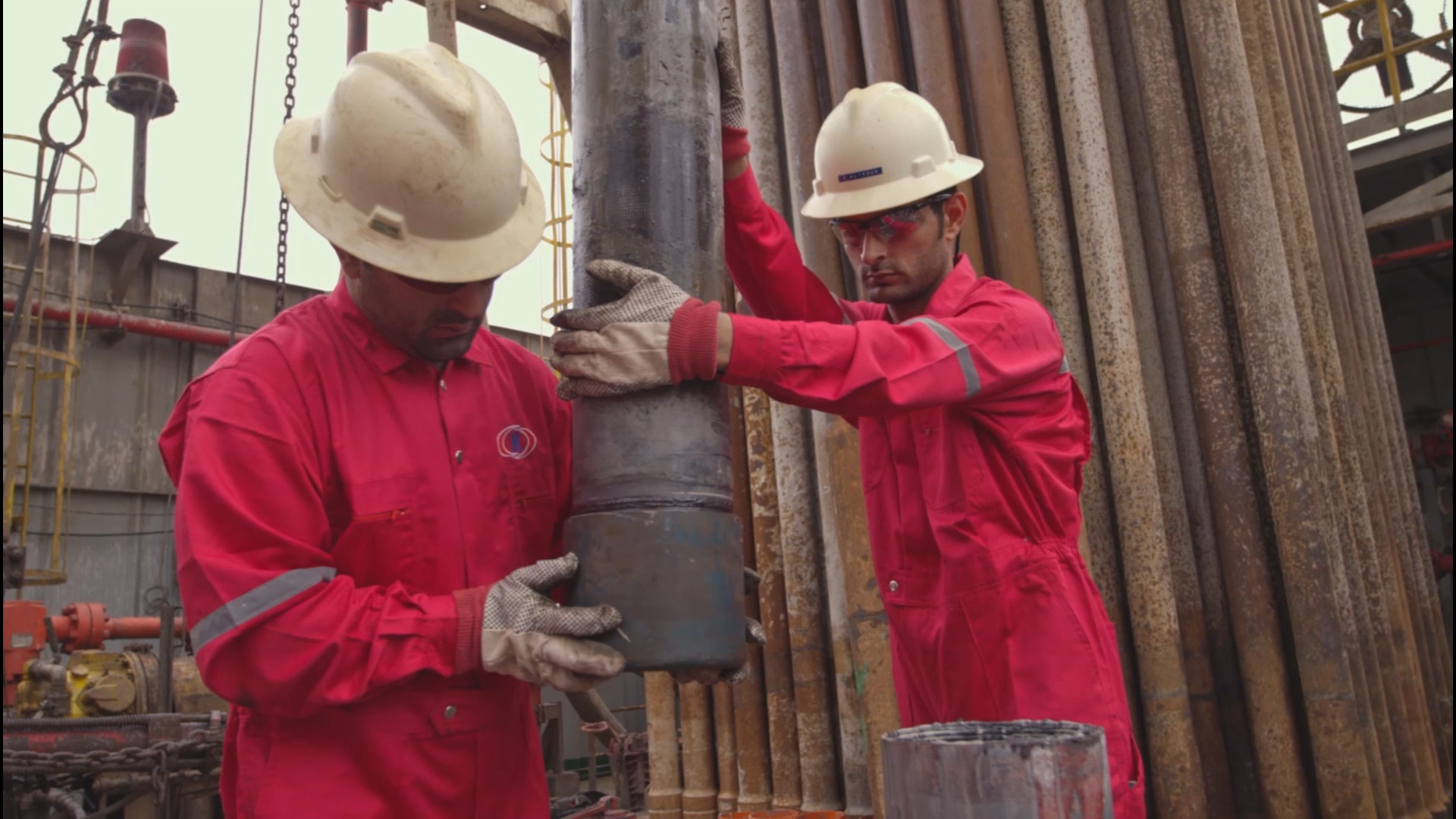 بومی‌سازی دانش فنی و تولید اول...