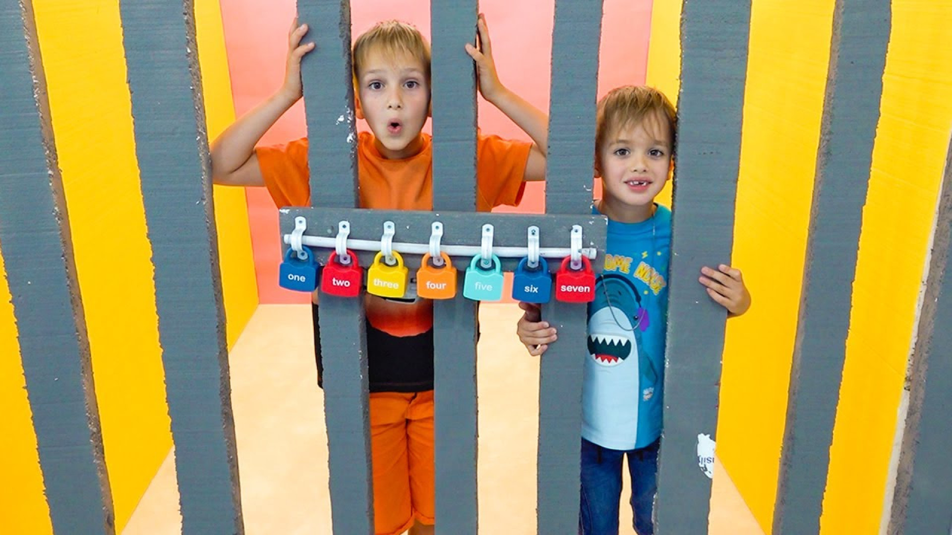 ولاد و نیکی چالش ابرقهرمانان ب...